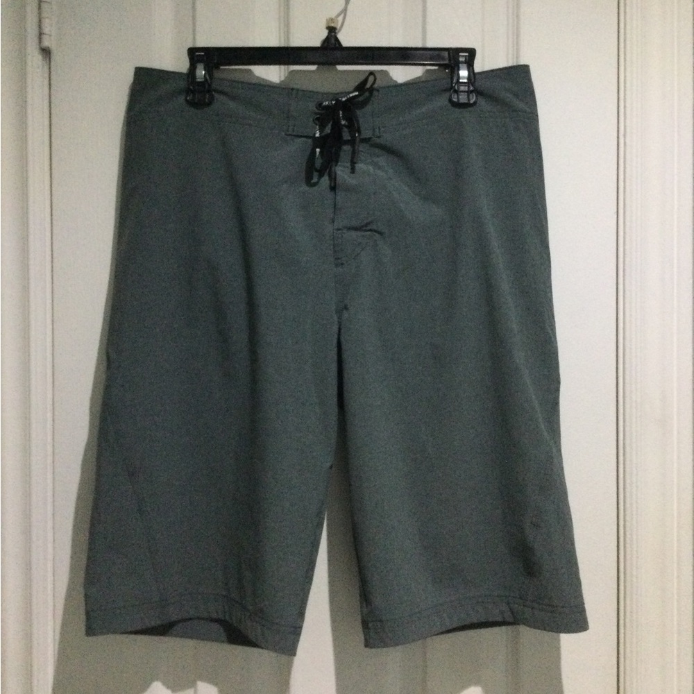 H&M Men’s BRKLYN Charcoal Gray Shorts